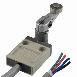 D4C-4220 - Compact Enclosed Limit Switch - 1