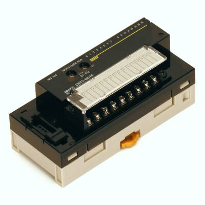 OMRON CompoNet output unit, 16 x transistor outputs, NPN, 0.5 A, 24 VDC, screw terminals - 1