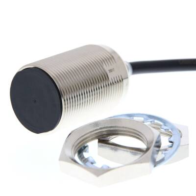 E2E-X22B1T30 5M - Proximity Sensor - 1