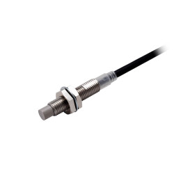 E2E-X4MC1L8 5M - Proximity Sensor - 1