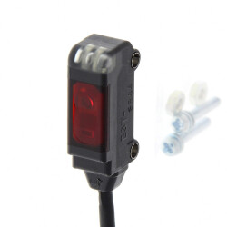 E3T-SR44-C 2M - Photoelectric Sensor - 1