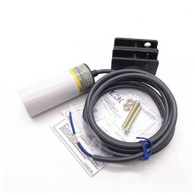 E2K-C20MC2 2M - Proximity Sensor - 1