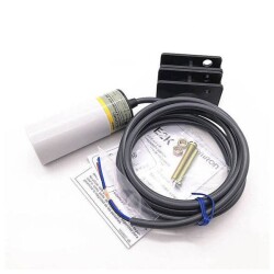 E2K-C20MC1 2M - Proximity Sensor - 1