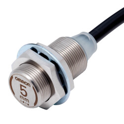 E2EW-X5C218 2M - Proximity Sensor - 1