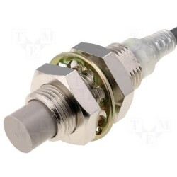 E2E-X8MD2 2M - Proximity Sensor - 1