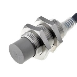 E2E-X10MY1 5M - Proximity Sensor - 1