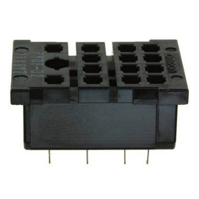 PY08-02 - Socket - 1